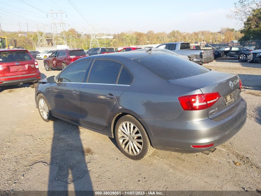 2015 VOLKSWAGEN JETTA SEDAN 1.8T SE - 3VWD17AJXFM251870