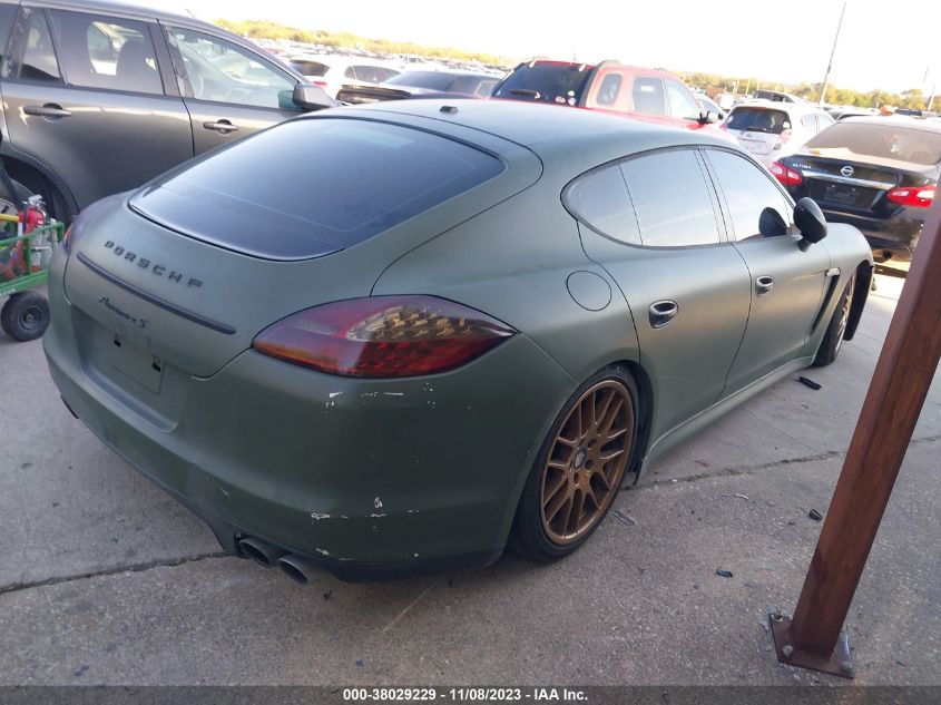 2013 PORSCHE PANAMERA S/4 - WP0AB2A73DL060624