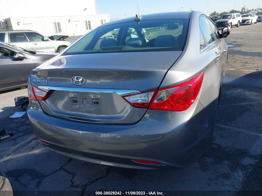 2013 HYUNDAI SONATA GLS - 5NPEB4AC9DH623822