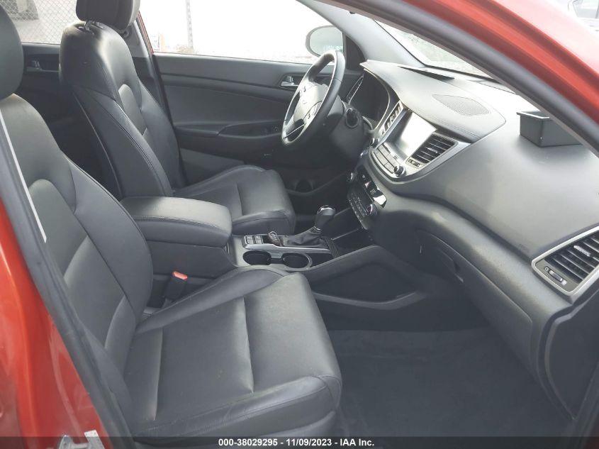 2017 HYUNDAI TUCSON LIMITED/SPORT AND ECO/SE - KM8J3CA21HU308906