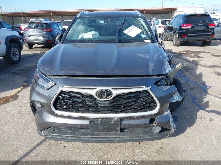 2022 TOYOTA HIGHLANDER XLE - 5TDGZRAHXNS541624