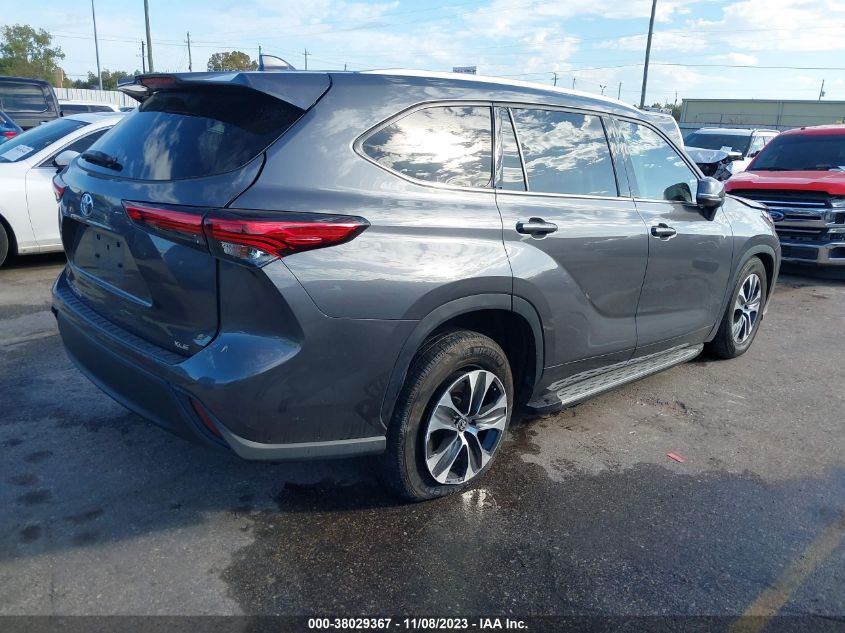 2022 TOYOTA HIGHLANDER XLE - 5TDGZRAHXNS541624