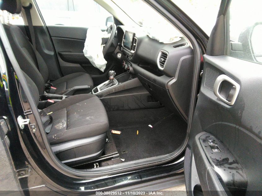 2021 HYUNDAI VENUE SE - KMHRB8A33MU066173