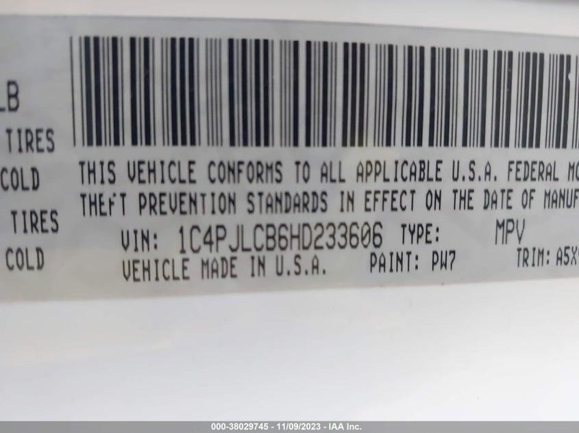 VIN 1C4PJLCB6HD233606 2017 JEEP CHEROKEE LATITUDE