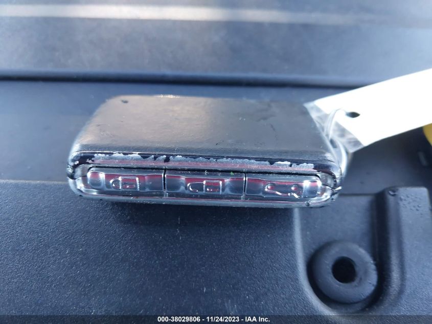 2017 VOLVO XC90 T6 - YV4A22PL3H1175131