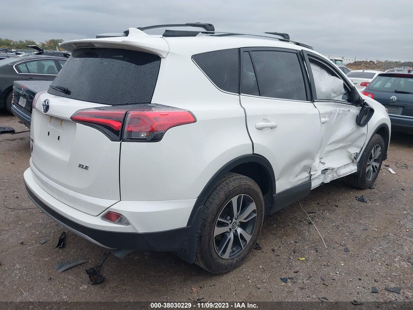 VIN JTMWFREV2JJ729193 2018 TOYOTA RAV4 ADVENTURE/XLE