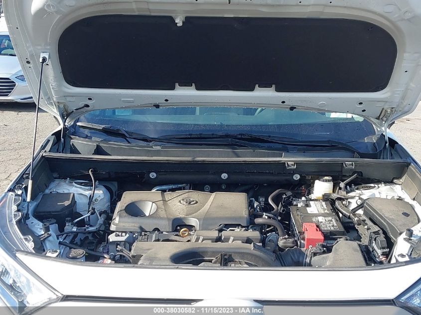 2020 TOYOTA RAV4 XLE - 2T3P1RFV6LW090483