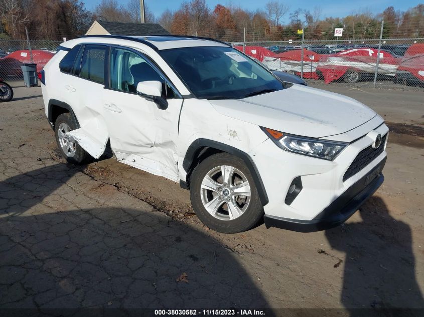 2020 TOYOTA RAV4 XLE - 2T3P1RFV6LW090483