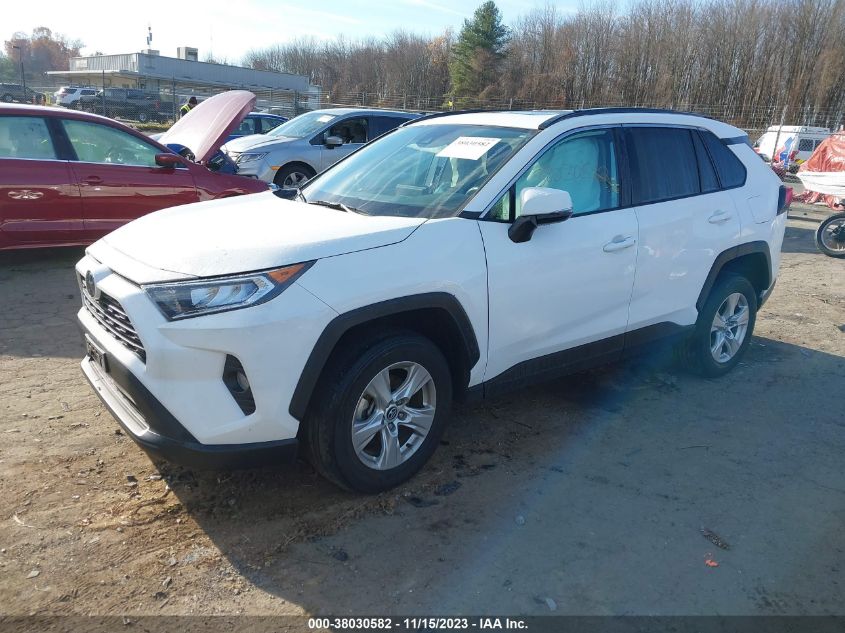 2020 TOYOTA RAV4 XLE - 2T3P1RFV6LW090483