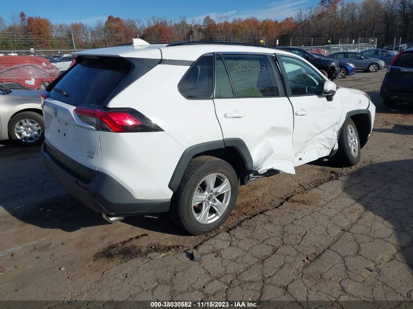 2020 TOYOTA RAV4 XLE - 2T3P1RFV6LW090483