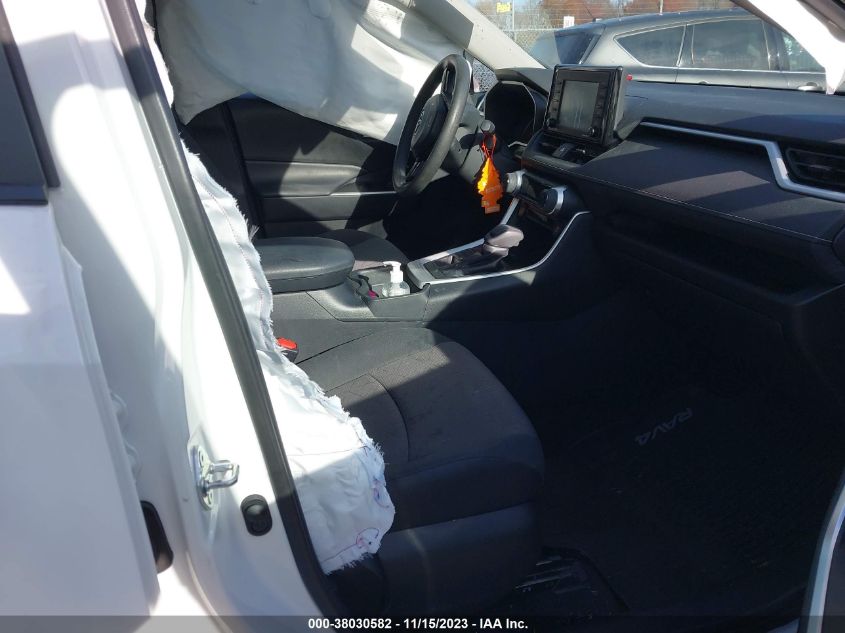 2020 TOYOTA RAV4 XLE - 2T3P1RFV6LW090483