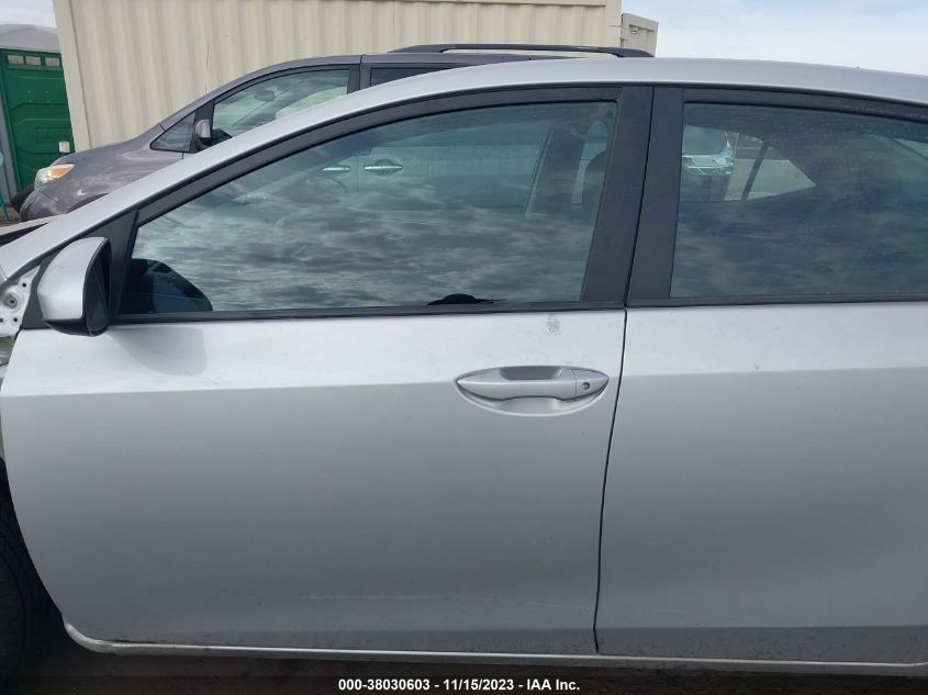 2019 TOYOTA COROLLA L/LE/XLE/SE/XSE - 5YFBURHE0KP899517