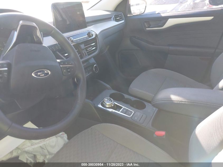 VIN 1FMCU0G62NUB51963 2022 FORD ESCAPE SE