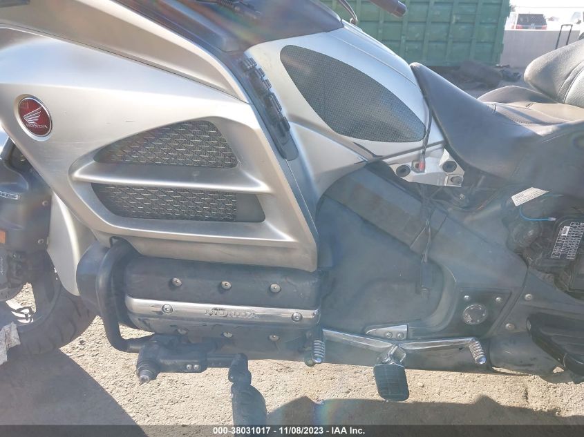 2016 HONDA GL1800 ABS JH2SC68N5GK200669