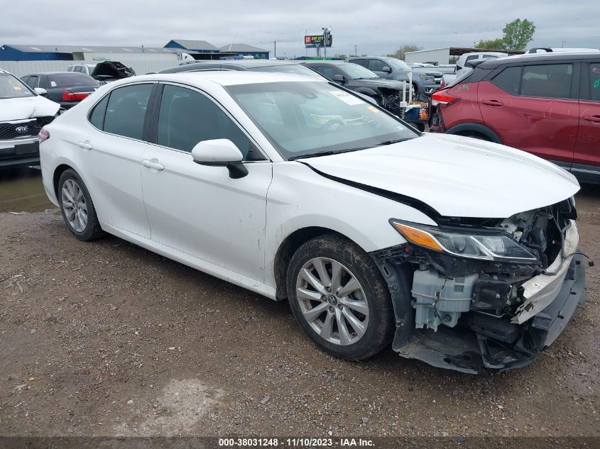 2018 TOYOTA CAMRY L/LE/XLE/SE/XSE - 4T1B11HK2JU064807