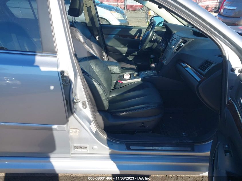 2014 SUBARU LEGACY 2.5I LIMITED - 4S3BMBL61E3026413