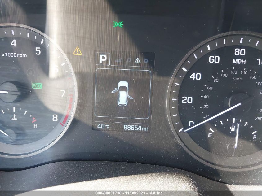 2016 HYUNDAI TUCSON LIMITED/SPORT AND ECO/SE - KM8J3CA22GU094801