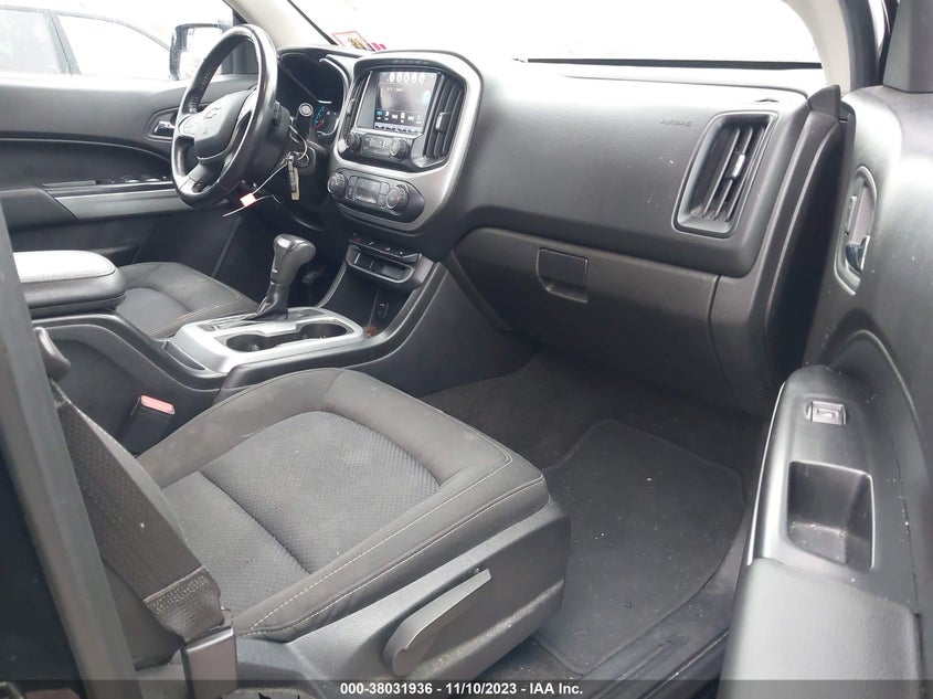 VIN 1GCGTCEN1J1101393 2018 CHEVROLET COLORADO LT