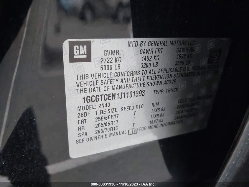 VIN 1GCGTCEN1J1101393 2018 CHEVROLET COLORADO LT
