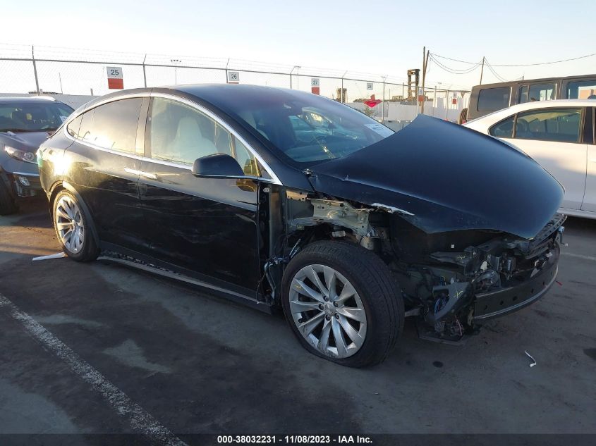 5YJXCBE24HF051350 TESLA MODEL X 100D/75D/90D 2017