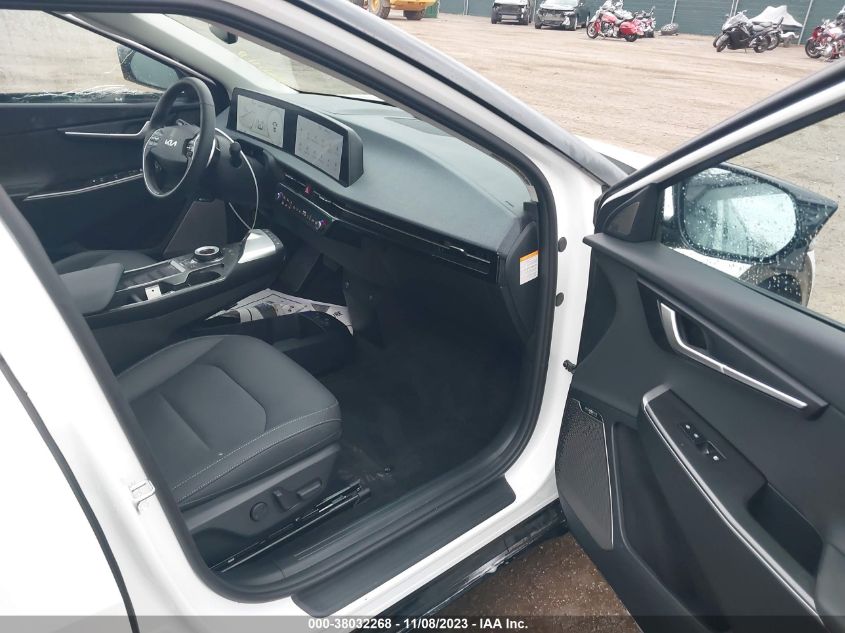 2023 KIA EV6 WIND KNDC3DLC7P5138777