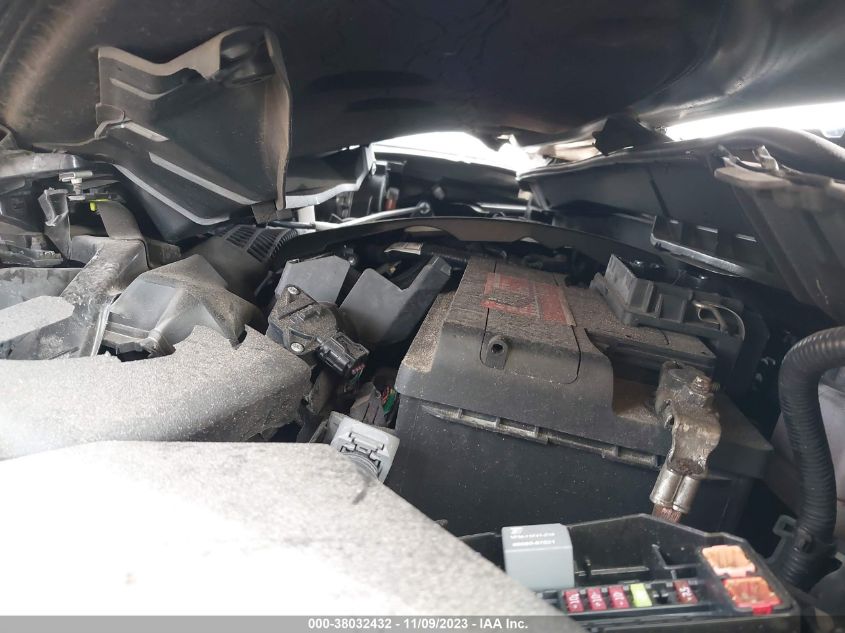 2018 TOYOTA C-HR XLE/XLE PREMIUM - NMTKHMBX5JR032992