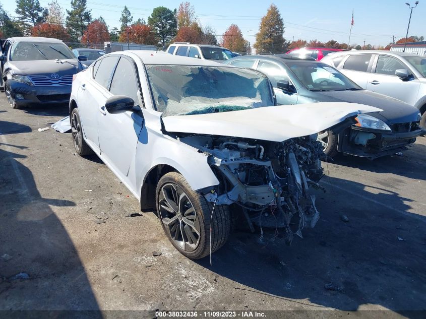 VIN 1N4BL4CV8RN322745 2024 NISSAN ALTIMA SR