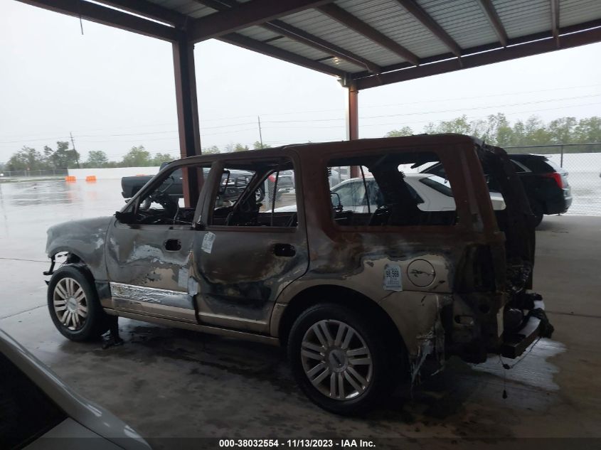 2014 LINCOLN NAVIGATOR - 5LMJJ2J5XEEL03457