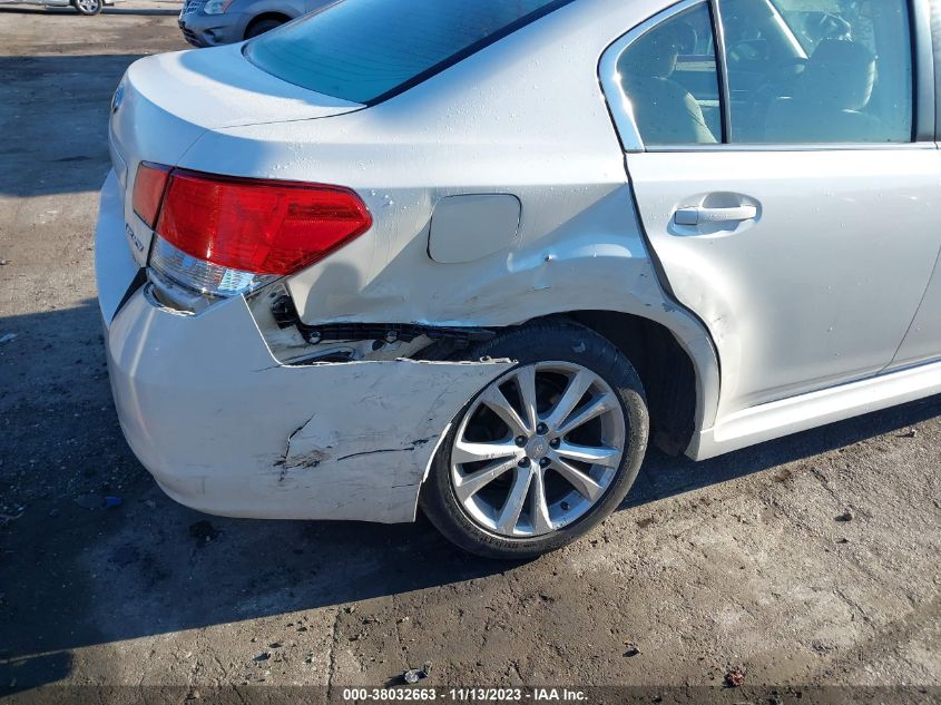 2014 SUBARU LEGACY 2.5I - 4S3BMBA66E3031688