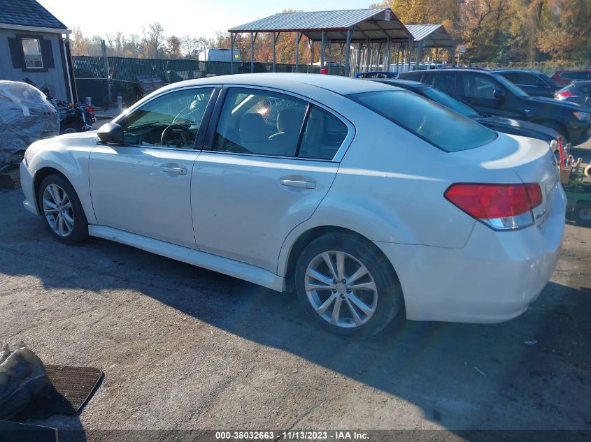2014 SUBARU LEGACY 2.5I - 4S3BMBA66E3031688