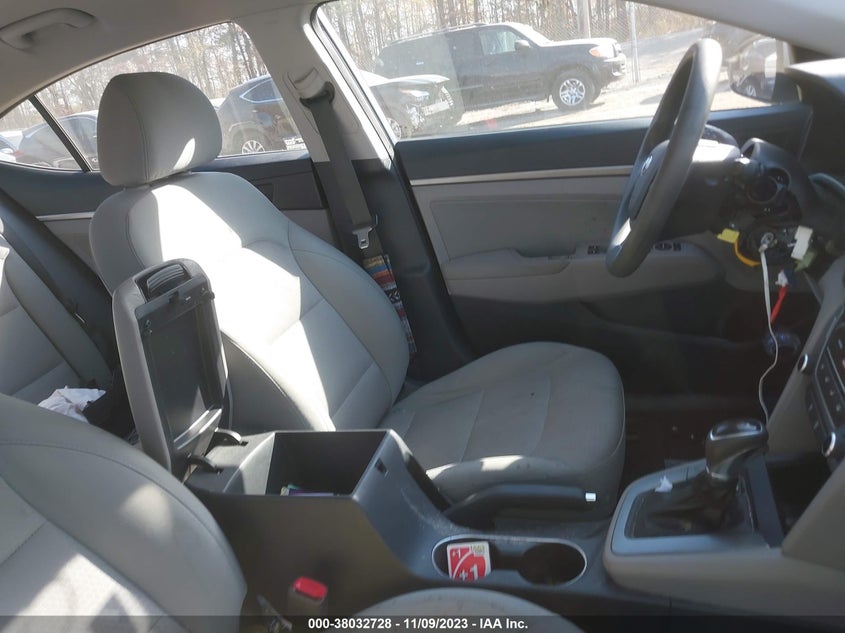 VIN 5NPD84LF8HH065159 2017 HYUNDAI ELANTRA SE/VALUE/LIMITED