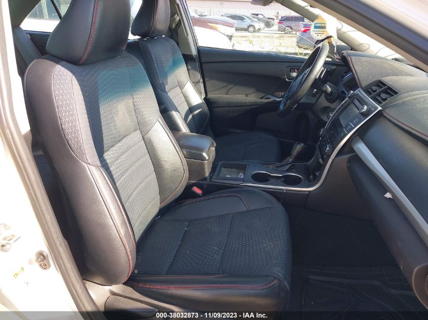 2015 TOYOTA CAMRY SE - 4T1BF1FK6FU937227