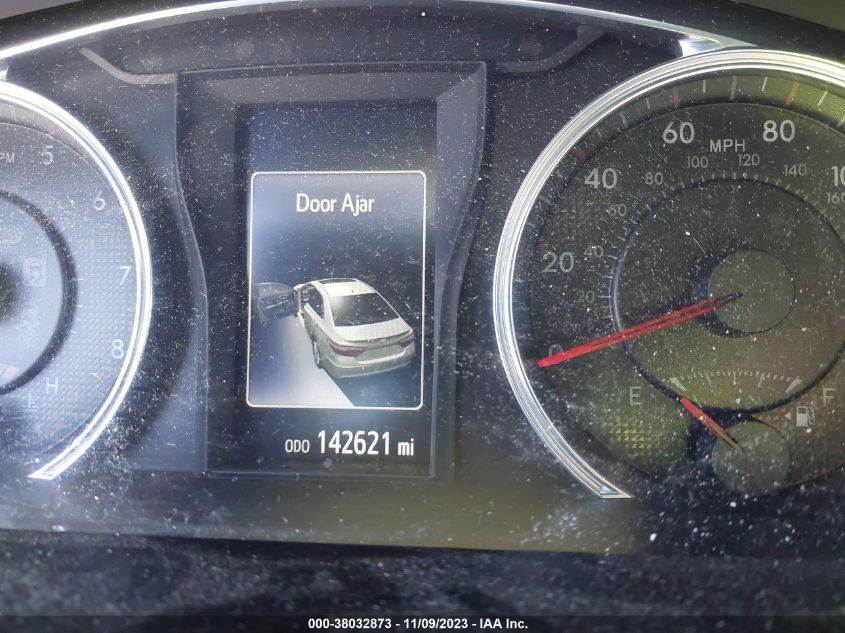 2015 TOYOTA CAMRY SE - 4T1BF1FK6FU937227