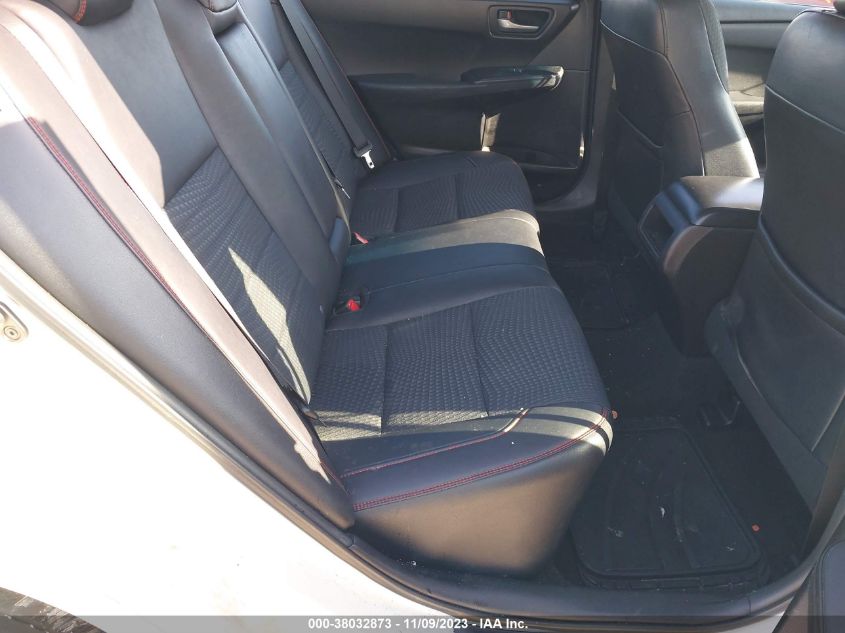 2015 TOYOTA CAMRY SE - 4T1BF1FK6FU937227