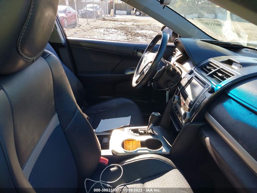 2014 TOYOTA CAMRY SE - 4T1BF1FK9EU440879