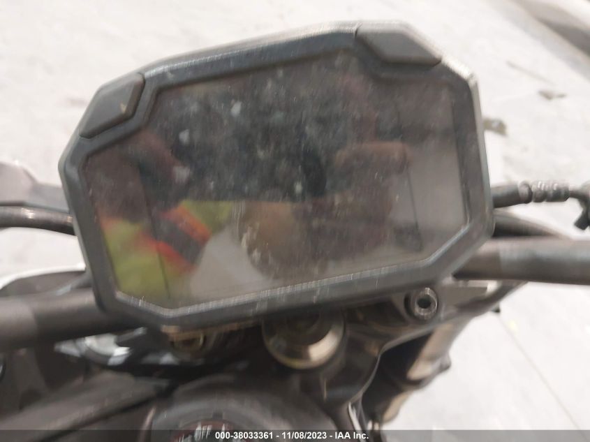 2022 KAWASAKI ZR900 - JKAZR2F1XNA041367
