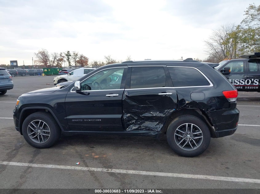 VIN 1C4RJFBG1JC441329 2018 JEEP GRAND CHEROKEE LIMITED