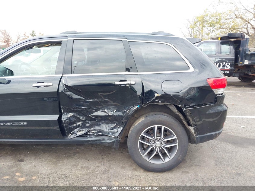 VIN 1C4RJFBG1JC441329 2018 JEEP GRAND CHEROKEE LIMITED
