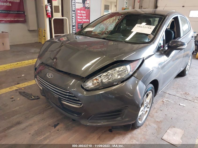 2018 FORD FIESTA SE - 3FADP4EJXJM110435