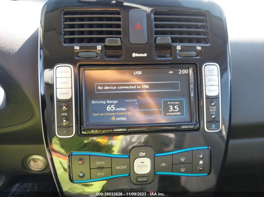 VIN 1N4BZ0CP9HC307268 2017 NISSAN LEAF SV