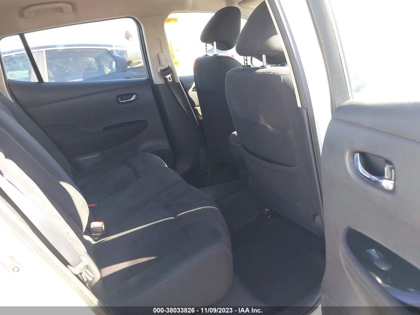 VIN 1N4BZ0CP9HC307268 2017 NISSAN LEAF SV