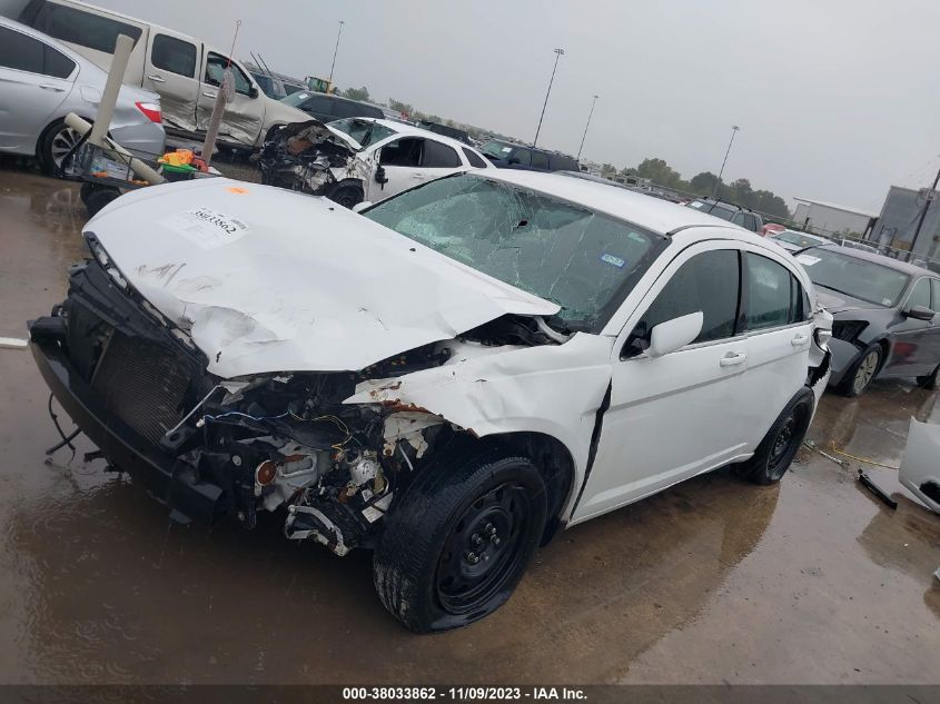 2014 CHRYSLER 200 LX - 1C3CCBAB6EN211282