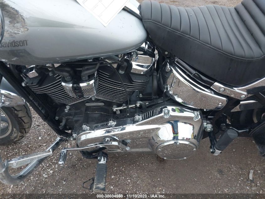 2019 HARLEY-DAVIDSON FXLR 1HD1YNJ27KB027390