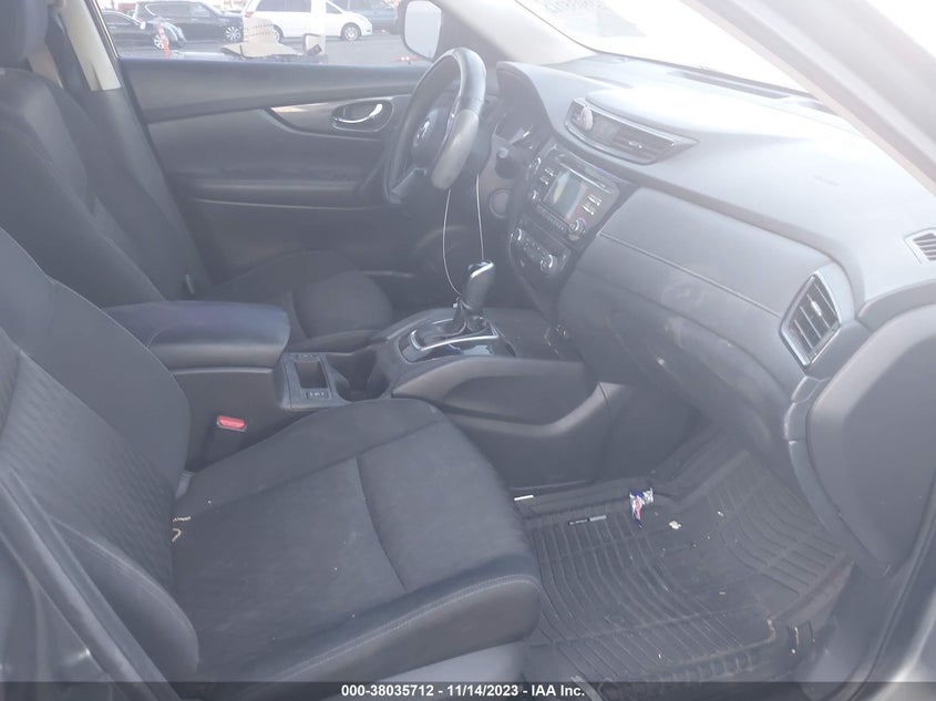 VIN KNMAT2MV6HP530103 2017 NISSAN ROGUE SV