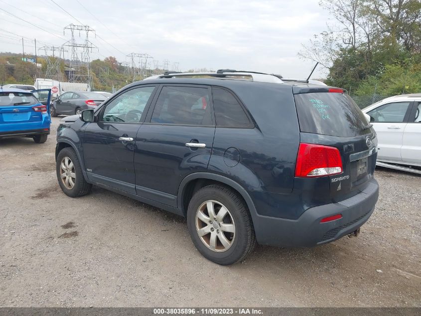 2013 KIA SORENTO LX - 5XYKTCA66DG331489