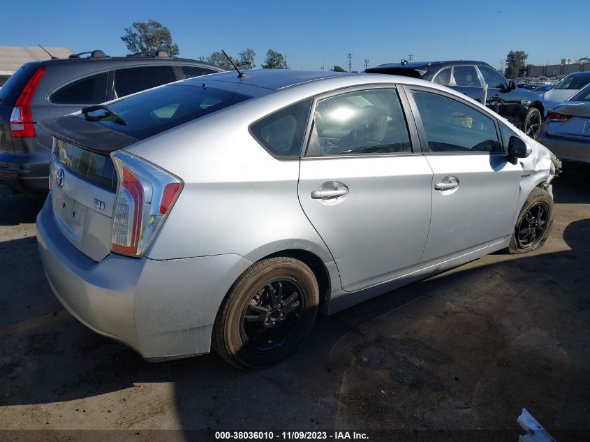 2013 TOYOTA PRIUS TWO - JTDKN3DU4D5639466