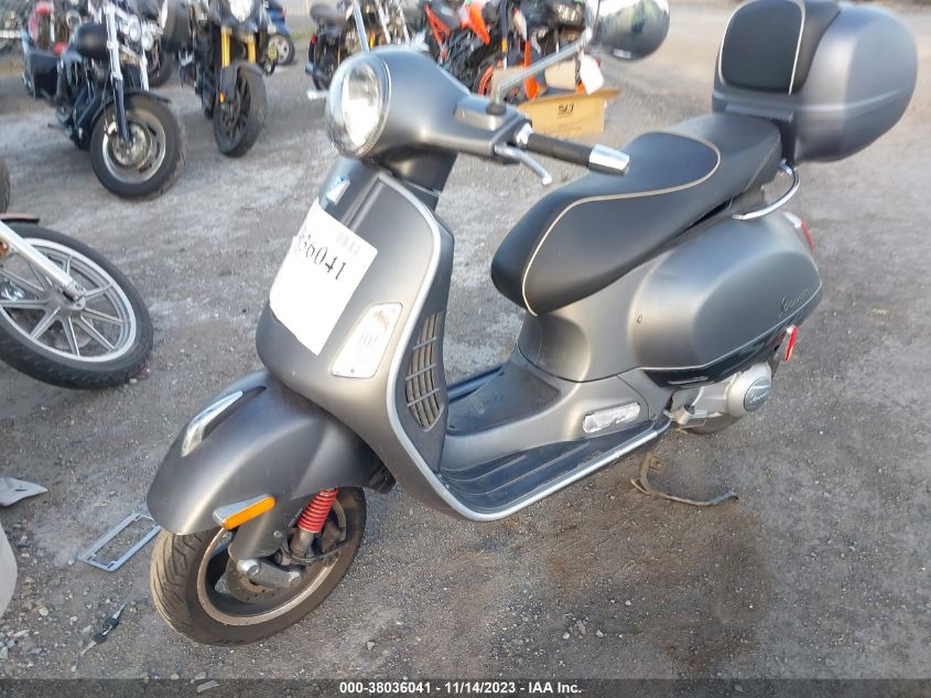 2017 VESPA GTS 300 SUPER ZAPM459LXH5101821