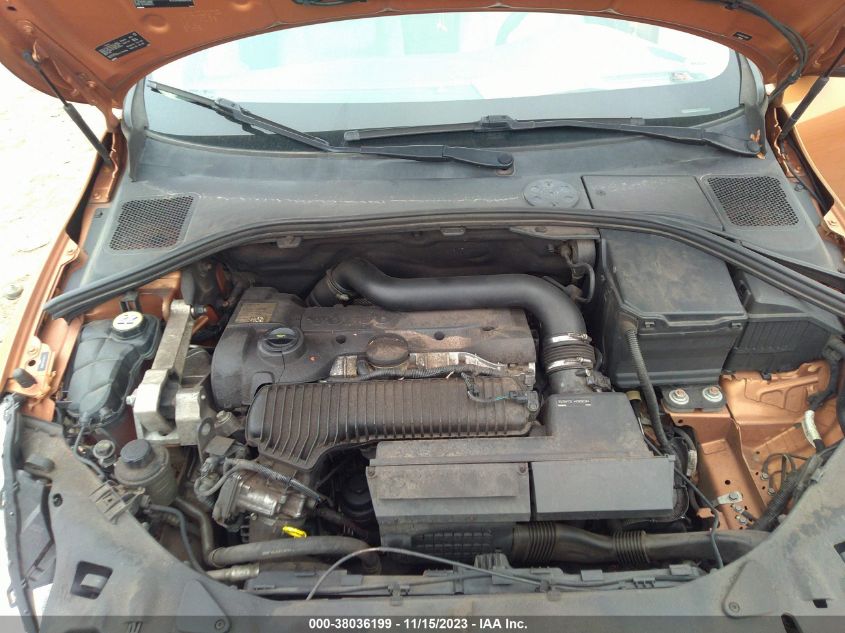 2013 VOLVO S60 T5 - YV1612FS3D2180252