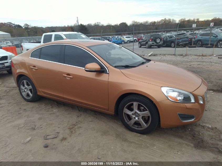 2013 VOLVO S60 T5 - YV1612FS3D2180252