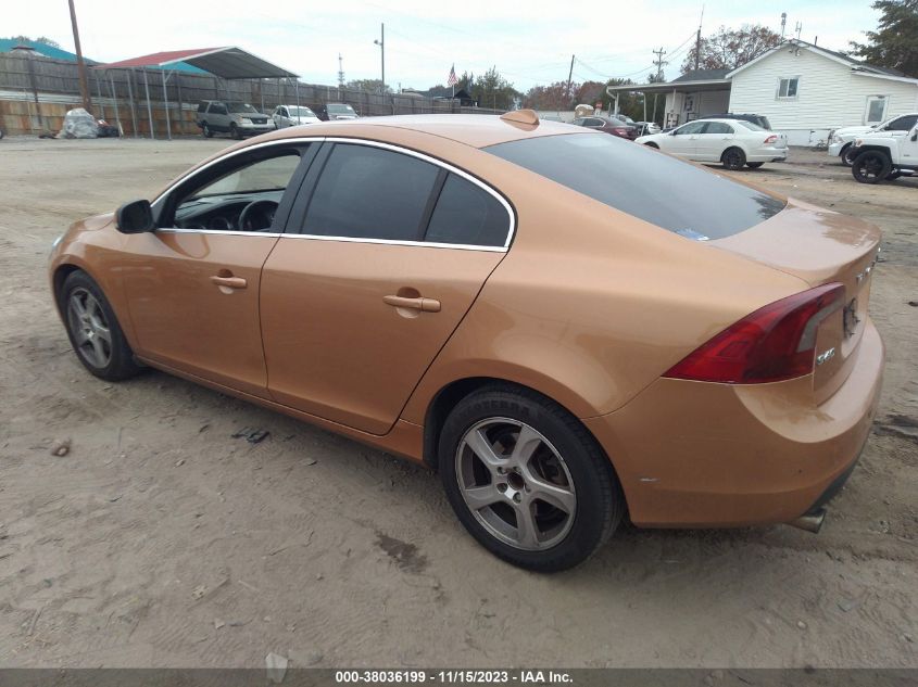 2013 VOLVO S60 T5 - YV1612FS3D2180252
